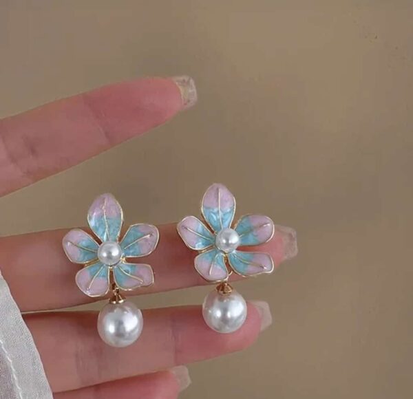 Sweet Oil  Dropping Flower Pearl Earrings - Image 2
